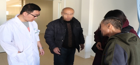 康復治療70天，偏癱患者步行出院！