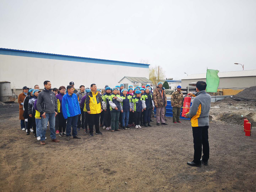 “普及消防知識，提高應(yīng)急能力” ——花生公司開展消防演練培訓(xùn)活動(圖1)