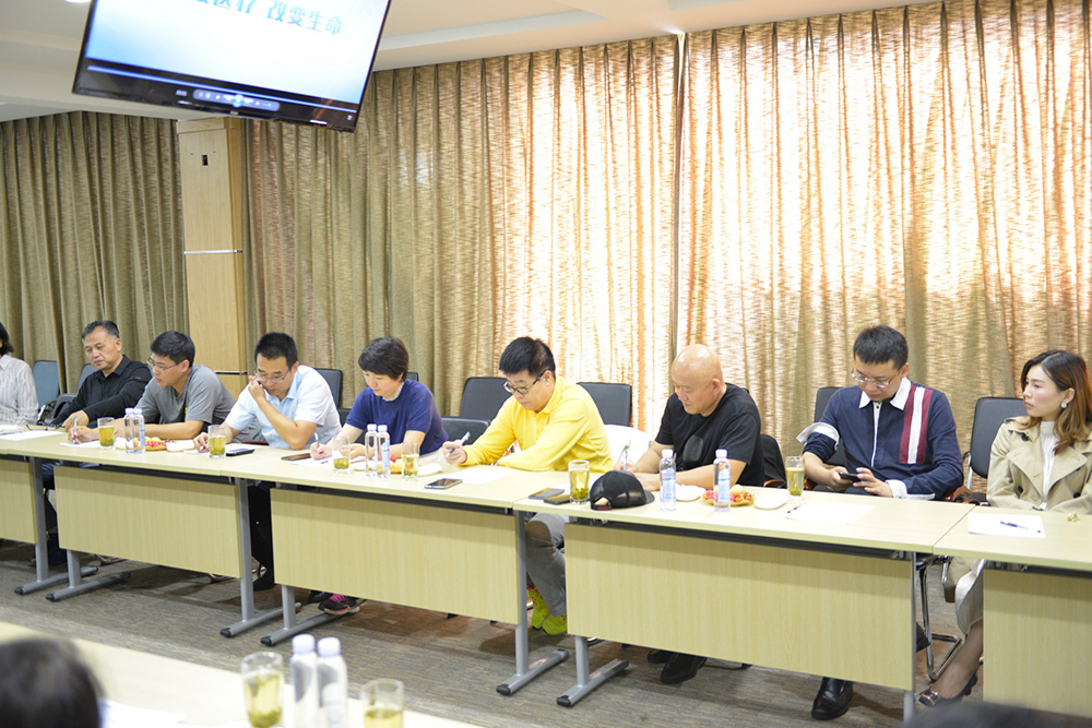 “智聯清華、并肩同行” ——清華經管學院EMBA遼寧校友會走進正業(yè)集團(圖3)