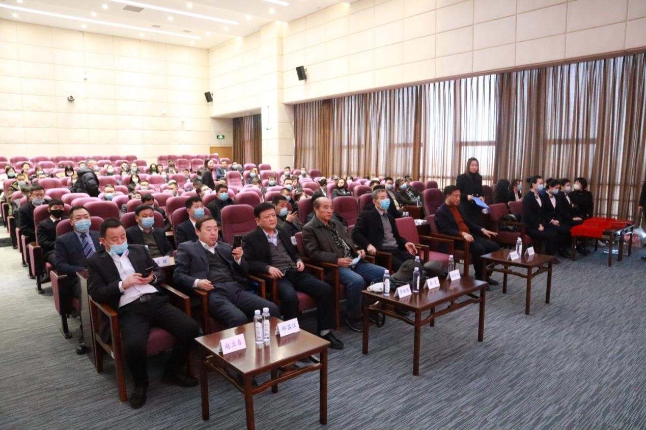 正業(yè)地產(chǎn)事業(yè)部丨乘風(fēng)破浪 夢想同行  2020年度表彰大會圓滿成功！(圖1)