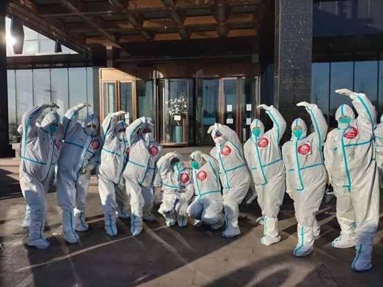 戰(zhàn)疫一線|6萬人次，市二院核酸采樣醫(yī)療隊支援綏中的第24天！(圖11)