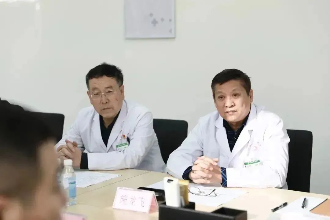 龍港區(qū)人大、區(qū)政府領導一行視察調(diào)研龍港國際醫(yī)療健康產(chǎn)業(yè)園(圖15)