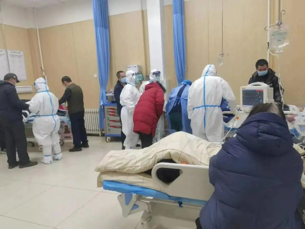 人民醫(yī)院為人民，市二院舉全院之力保障醫(yī)療救治，牢守生命防線！(圖7)