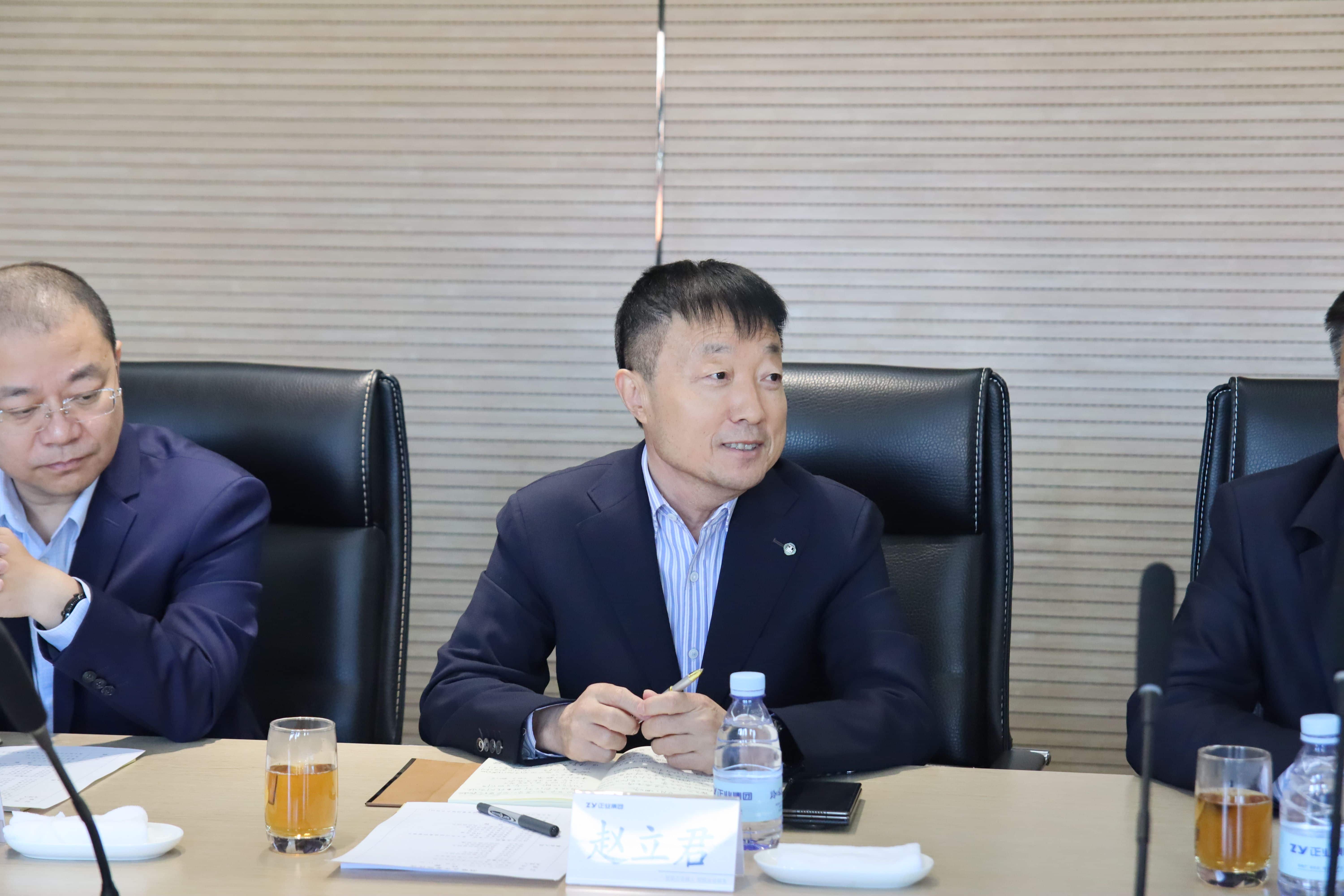 正業(yè)集團(tuán)與鳳凰醫(yī)療集團(tuán)攜手共筑醫(yī)療健康新未來(lái)(圖2)